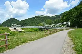 Pedestrian and cyclist bridge in Tremerje