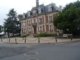 The town hall of Pierrelaye