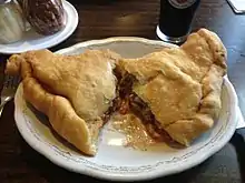 A pizza puff