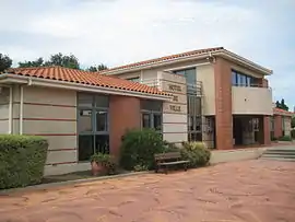 The town hall in Pollestres, in 2011