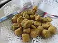 Deep-fried fruit pieces