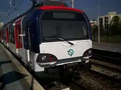 Front design for trains that were refurbished in the late-2000s.