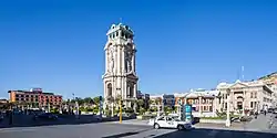 Reloj Monumental
