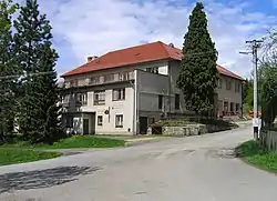 Municipal offica and pub