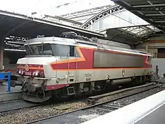 Locomotive BB 15000 in&nbsp;TEE Grand Confort livree
