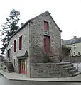 Town hall of Saint-Christophe-de-Valains.