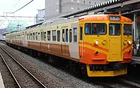 EMU100 livery exchange with Japan Shinano Railway 115-series