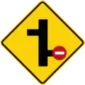 Prohibited from entering the right turn at the intersection of deformation