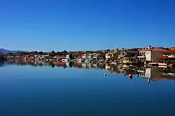 Homes surrounding the Spring Valley Lake
