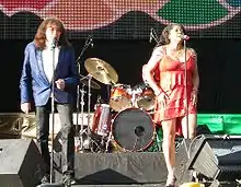 Svenne and Lotta perform at Stockholm Pride 2008 with the Hep Stars.