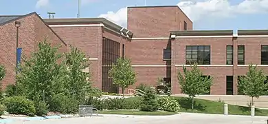 The Thom Leadership Education Center was dedicated in 2000 and contains state-of-the-art classrooms, meeting rooms, and an auditorium. It houses education the offices of the College of Education and the Director of Christian Education program.