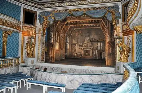 The Queen's Theater