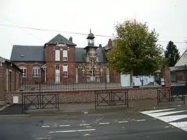 The town hall in Thennes