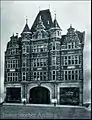 The Gibbons Arcade Building (or Third Street Entrance), as seen at its opening, in 1902