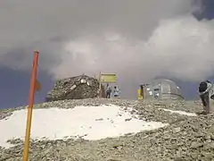 Tochal Peak at 3,964&nbsp;m (13,005&nbsp;ft).