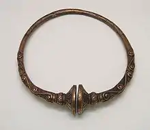 Bronze 4th-century&nbsp;BC buffer-type Celtic torc from France