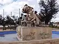Monument honouring the weavers, central square