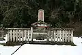 Grave of 2nd daimyō, Ikeda Tsunakiyo