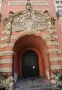 Portal of hôtel Desplats (courtyard).