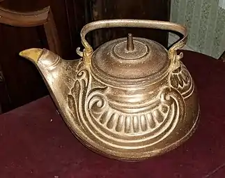 Copper coated Cast Iron Stove Tea Kettle made between 1846-1860. Albany/Troy NY, USA
