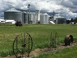 Uniontown grain elevators alongside the highway