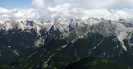 The western Hinterautal-Vomper Chain seen from the Erlspitze