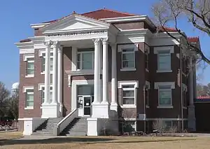 Wichita County courthouse in Leoti (2015)