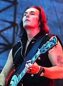 Leonhardt performing in 2014
